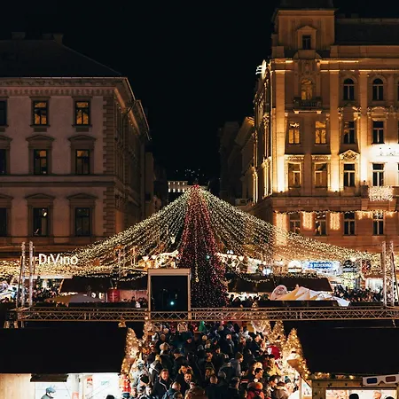 Kiraly 33 - Hidden Gem - Location By Bqa * Βουδαπέστη